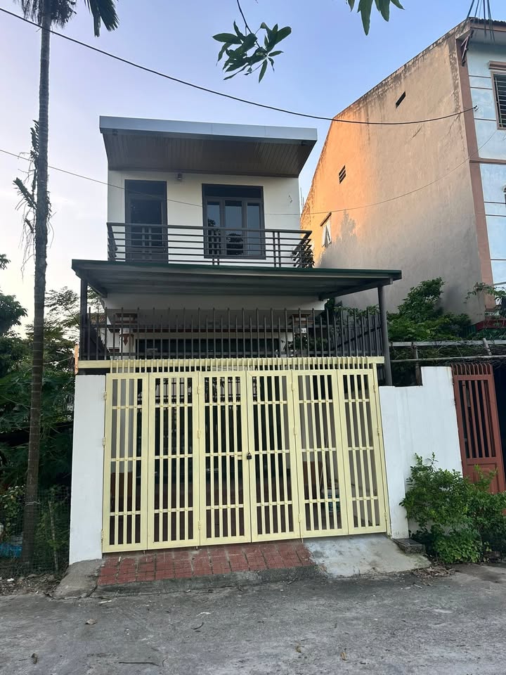 Nhà phố đường Hai Bà Trưng, Lâm Thao, Phú Thọ 76m² giá 6.1 tỷ - Sẵn sàng vào ở ngay!