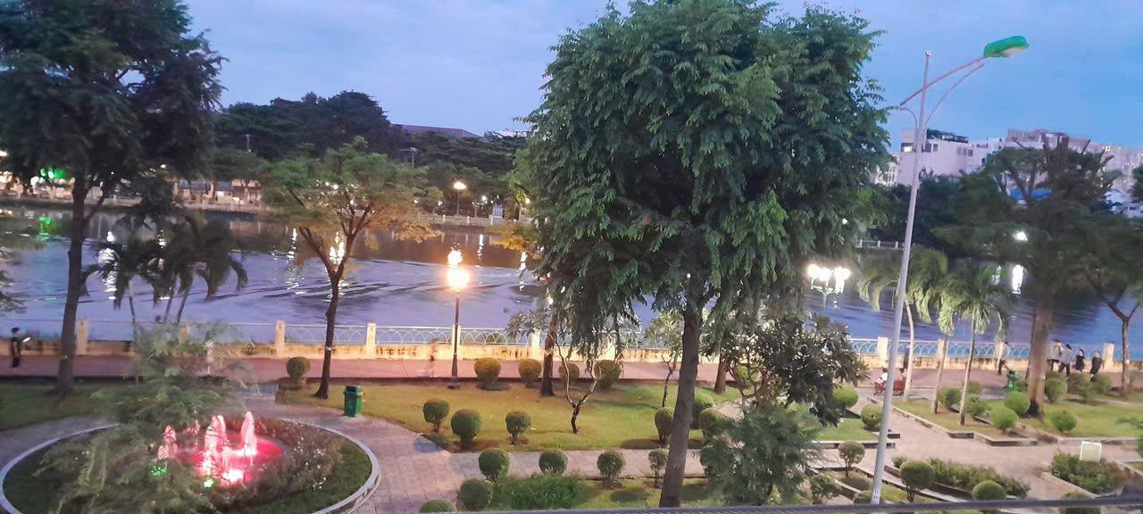 Bán gấp FrontHouse mặt tiền Xô Viết Nghệ Tĩnh 67m² giá 21.5 tỷ - Không gian thoáng mát!