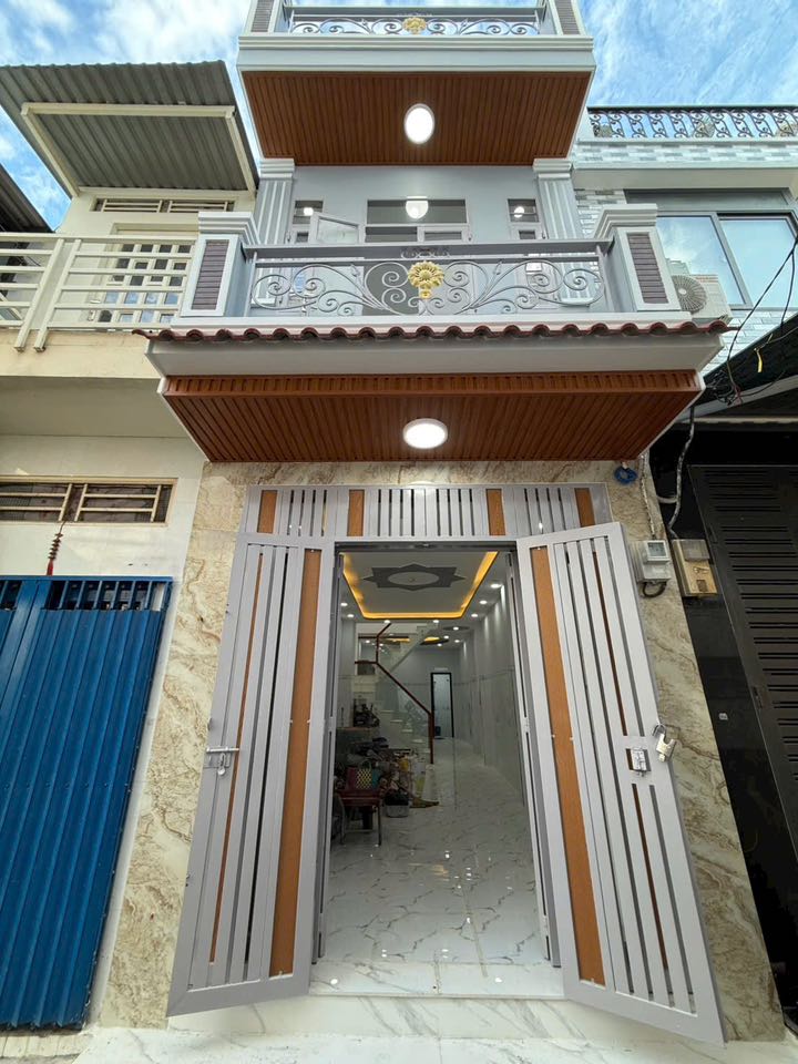 Nhà hẻm 1/ Đường Hậu Giang, Quận 6, 53m² giá 5.3 tỷ - Đối diện nhà thoải mái!