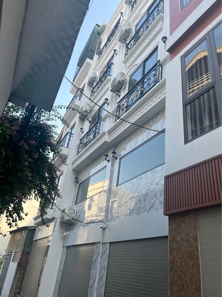 Nhà đẹp Phúc Lợi, Long Biên 32m² giá 3.2 tỷ - Ô tô vào tận nhà!