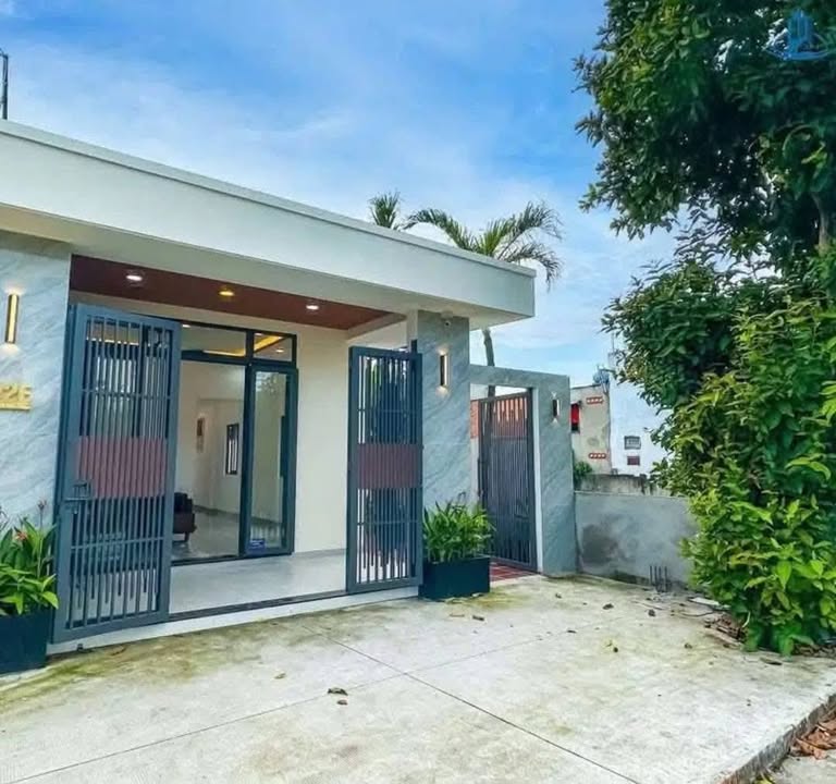 Nhà vườn Hóc Môn 165m² giá 5.9 tỷ - Sẵn sàng vào ở!