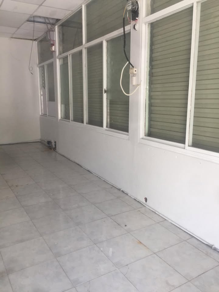 Nhà 2 mặt tiền cho thuê tại đường Phạm Ngũ Lão, 60m² - Không thể bỏ lỡ!