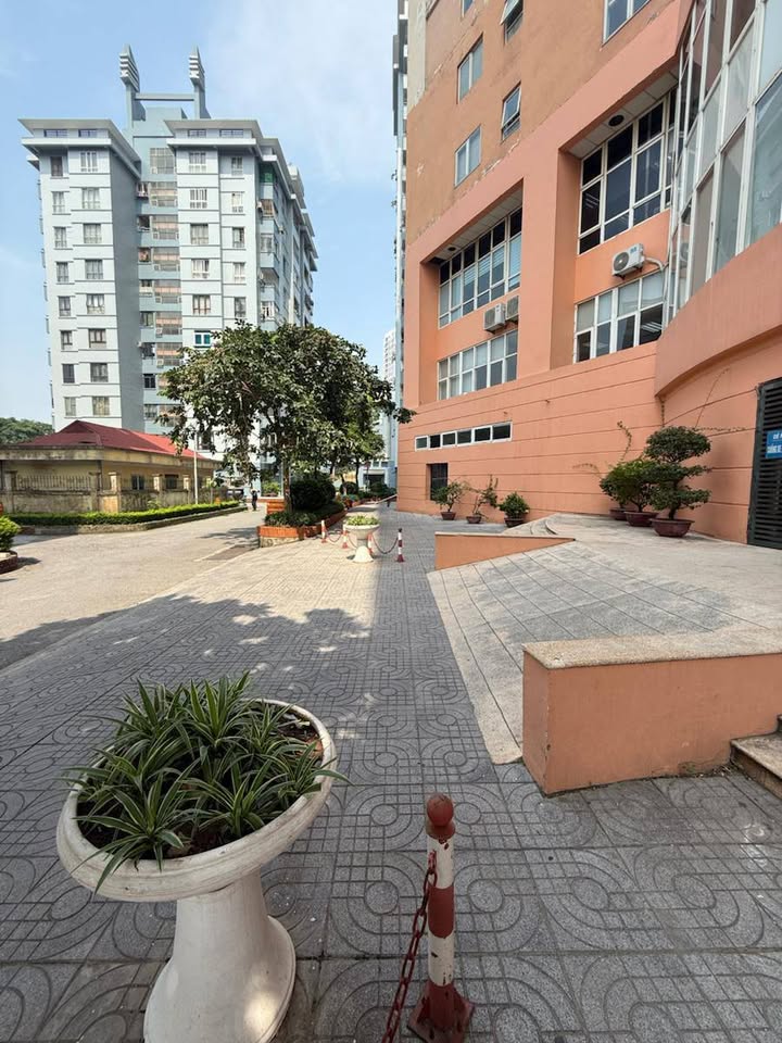 Căn hộ chung cư CT3 Resco Phạm Văn Đồng 156m² giá 9.3 tỷ - Sổ đỏ chính chủ