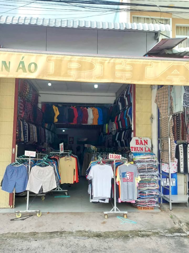 Nhà mặt tiền chợ Châu Long, Châu Đốc 70m² giá 3.3 tỷ - Đầu tư sinh lời ngay!