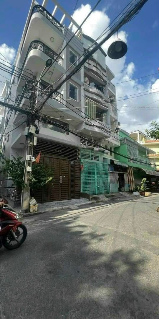Nhà hẻm 8m Thái Phiên, Q11, 43m² giá 8.5 tỷ - Chính chủ bán gấp!
