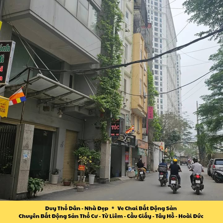 Nhà Đình Thôn Cầu Giấy 39m² giá 8 tỷ - Thiết kế hợp lý, tiện ích đầy đủ!