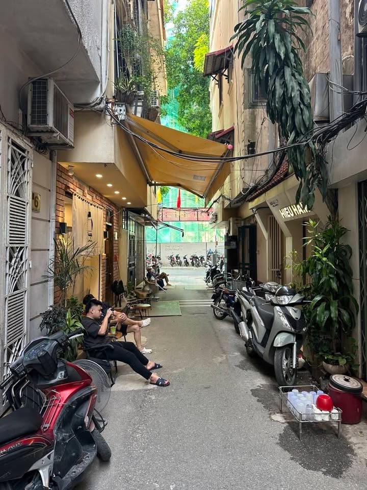 Nhà phố Đặng Thái Thân, Hoàn Kiếm 21m² giá 7.9 tỷ - Vị trí vàng kinh doanh