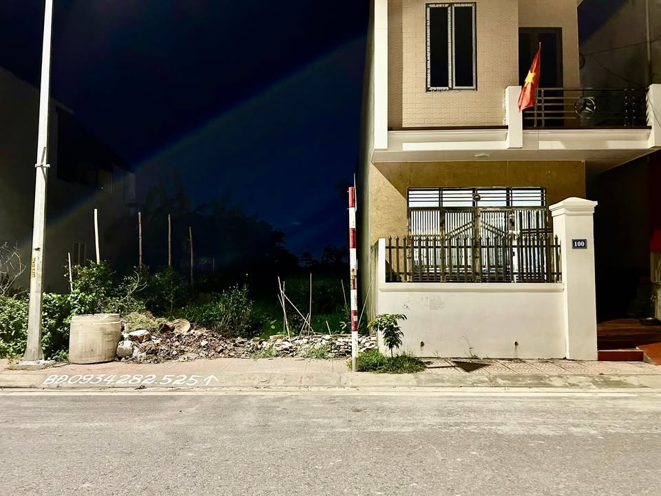 Đất mặt tiền xóm 4, Hồng Thái, An Dương 94m² giá 3 tỷ - Kinh doanh sầm uất!