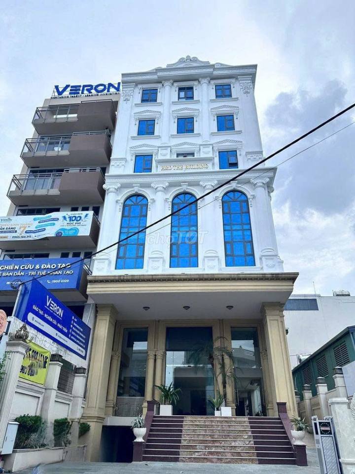 Cho thuê mặt bằng kinh doanh Quốc Hương, Thảo Điền 300m² - Vị trí đắc địa, sẵn sàng hoạt động!