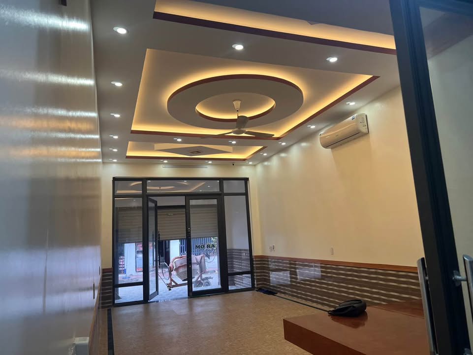 Nhà cho thuê tại đường Phan Bội Châu, phường Trường Sơn - Giá thỏa thuận hấp dẫn!