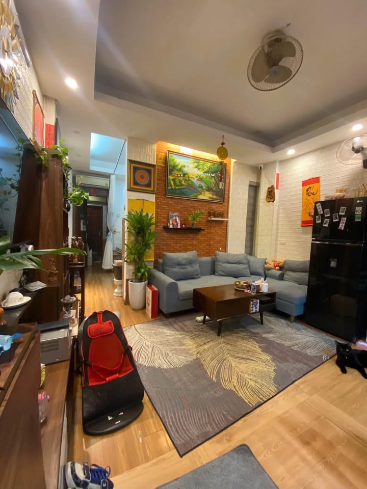 Căn hộ CCMN Đường Láng 53m² giá 2.3 tỷ - Phòng cực thoáng, gần nhiều trường đại học