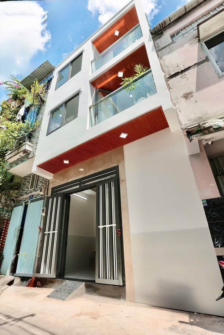 Nhà mặt tiền kinh doanh Lê Văn Quới 18m² giá 3.15 tỷ - Đầu tư sinh lời ngay!