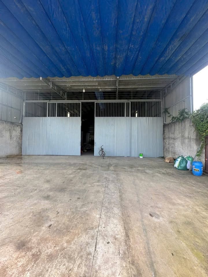 Cho thuê kho 1.000m² tại phường Định Hòa, Thủ Dầu Một - Giá chỉ 35 triệu/tháng!