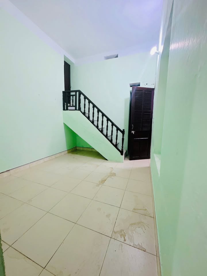 Nhà mái bằng Phú Sơn, Bỉm Sơn 200m² giá 2 tỷ - Đường ô tô vào tận nhà!