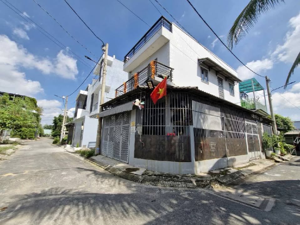 Nhà góc 2 tầng Thủ Đức 60m² giá thỏa thuận - Không gian sống lý tưởng!