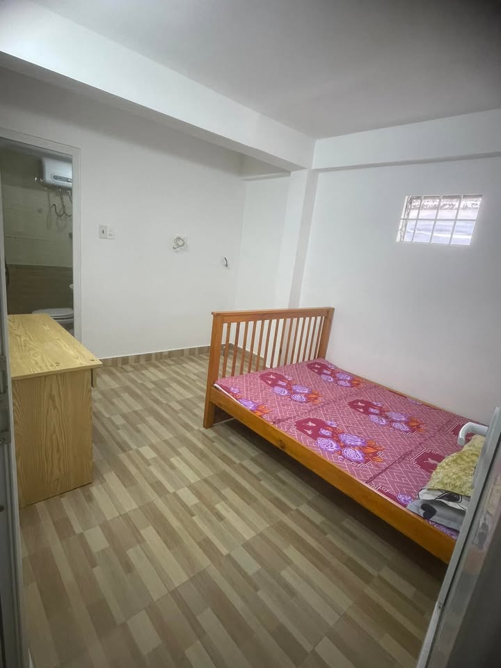 Phòng trọ Đà Lạt trên đường Phù Đổng Thiên Vương giá 1,5 triệu - Phòng sạch sẽ, tiện nghi đầy đủ!