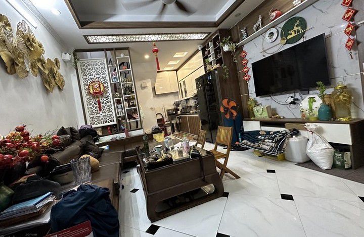 Nhà phố Ỷ La Dương Nội Hà Đông 30m² giá 6 tỷ - Vị trí đẹp, tiện ích đầy đủ!