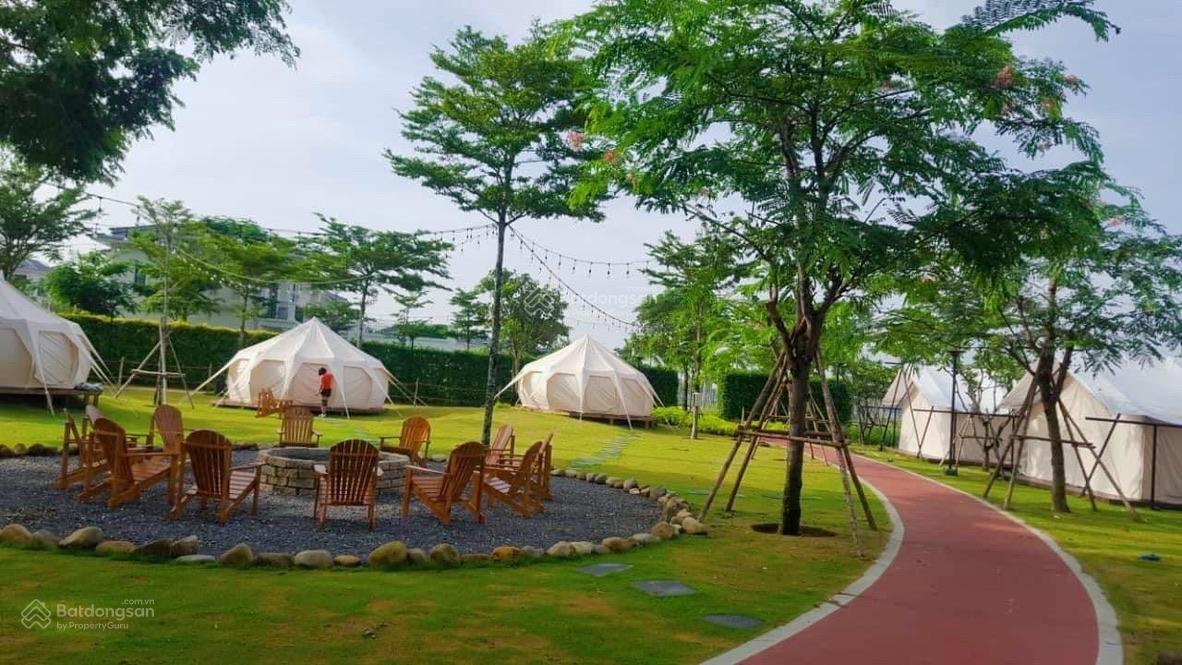 Bán shophouse tại Swan Bay Zone 6, 336m² giá tốt - Mặt tiền đường lớn sầm uất!