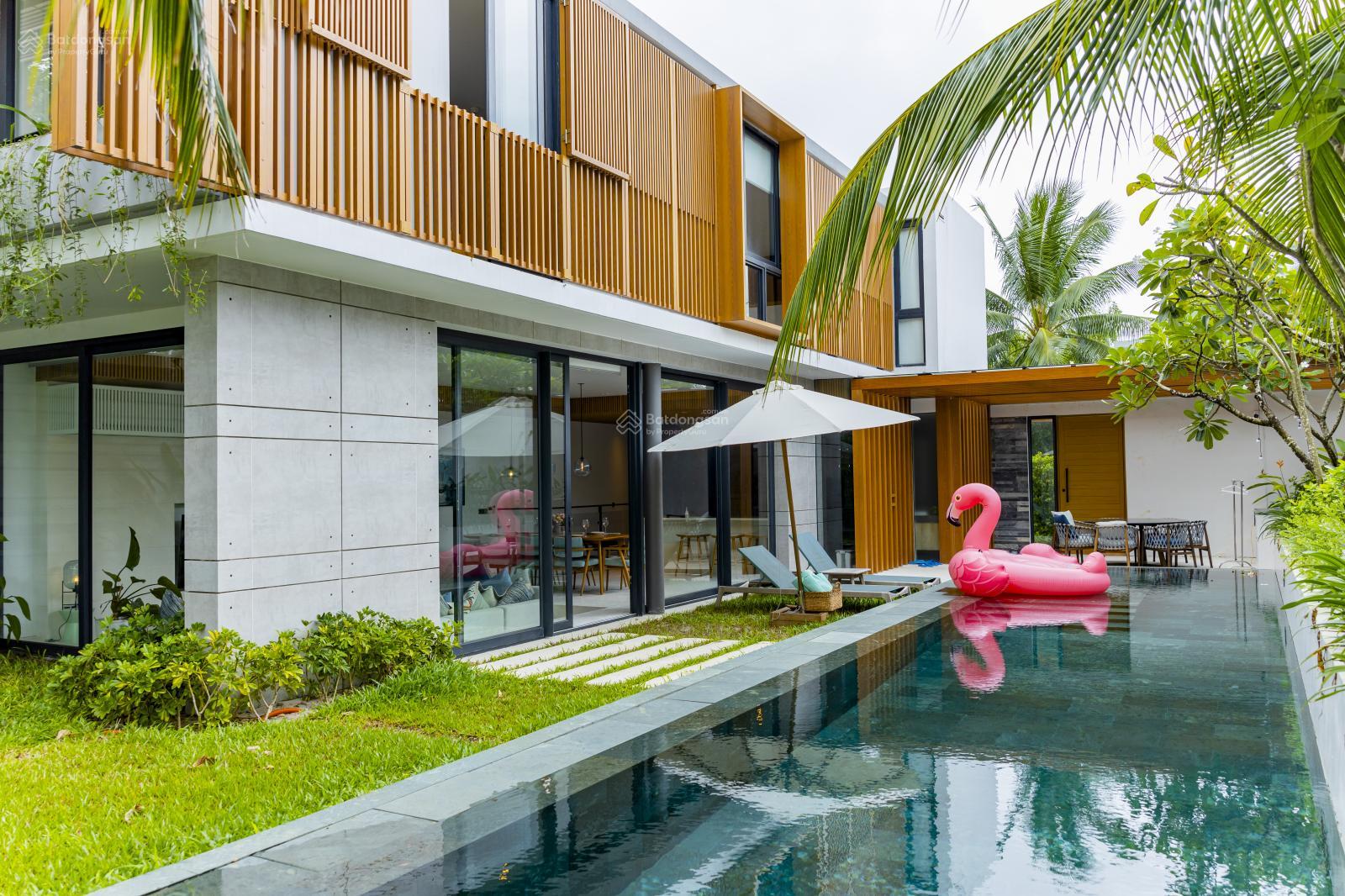 Bán biệt thự 3PN Sailing Club Villas Phú Quốc 280m² giá 12,5 tỷ - Thiết kế hiện đại, đầy đủ tiện nghi!