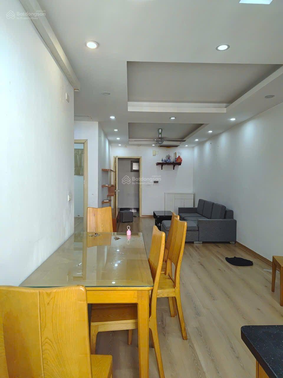 Căn hộ chung cư HH4 Linh Đàm 67m² giá 3,12 tỷ - Nội thất đầy đủ, phong thủy tốt!