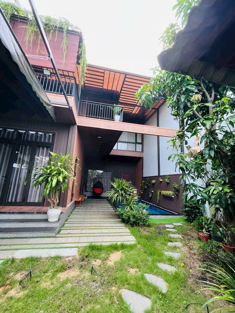 Bán biệt thự đường Nguyễn Ân, Hòa Xuân, Đà Nẵng 200m² giá 14 tỷ - View công viên tuyệt đẹp!