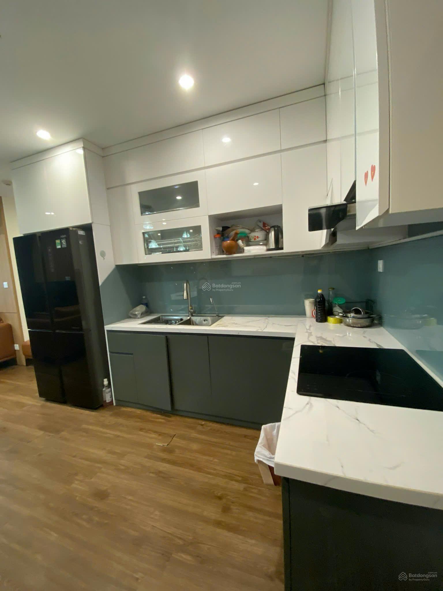 Căn hộ 3PN The Sapphire-Vinhomes Smart City 75m² giá 13 triệu - Đầy đủ nội thất sang trọng!