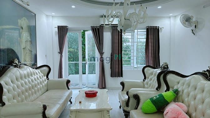 Nhà phố nguyên căn 379m² tại KDC 13E Bình Chánh - Full nội thất, giá chỉ 16 triệu!
