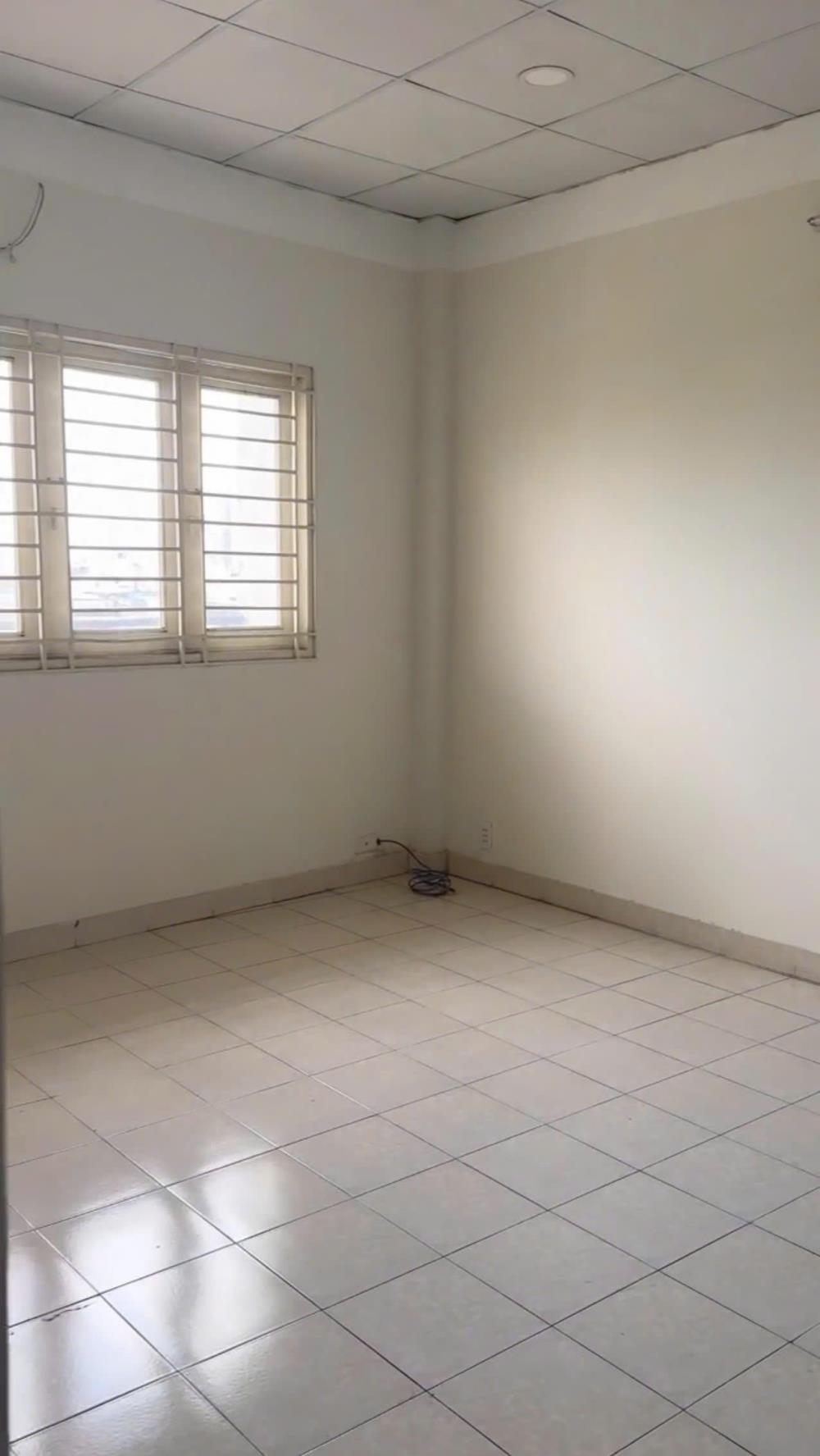 Căn hộ mặt tiền Võ Văn Kiệt, Quận 5 102m² giá chỉ 2.5 tỷ - Cơ hội đầu tư hấp dẫn!