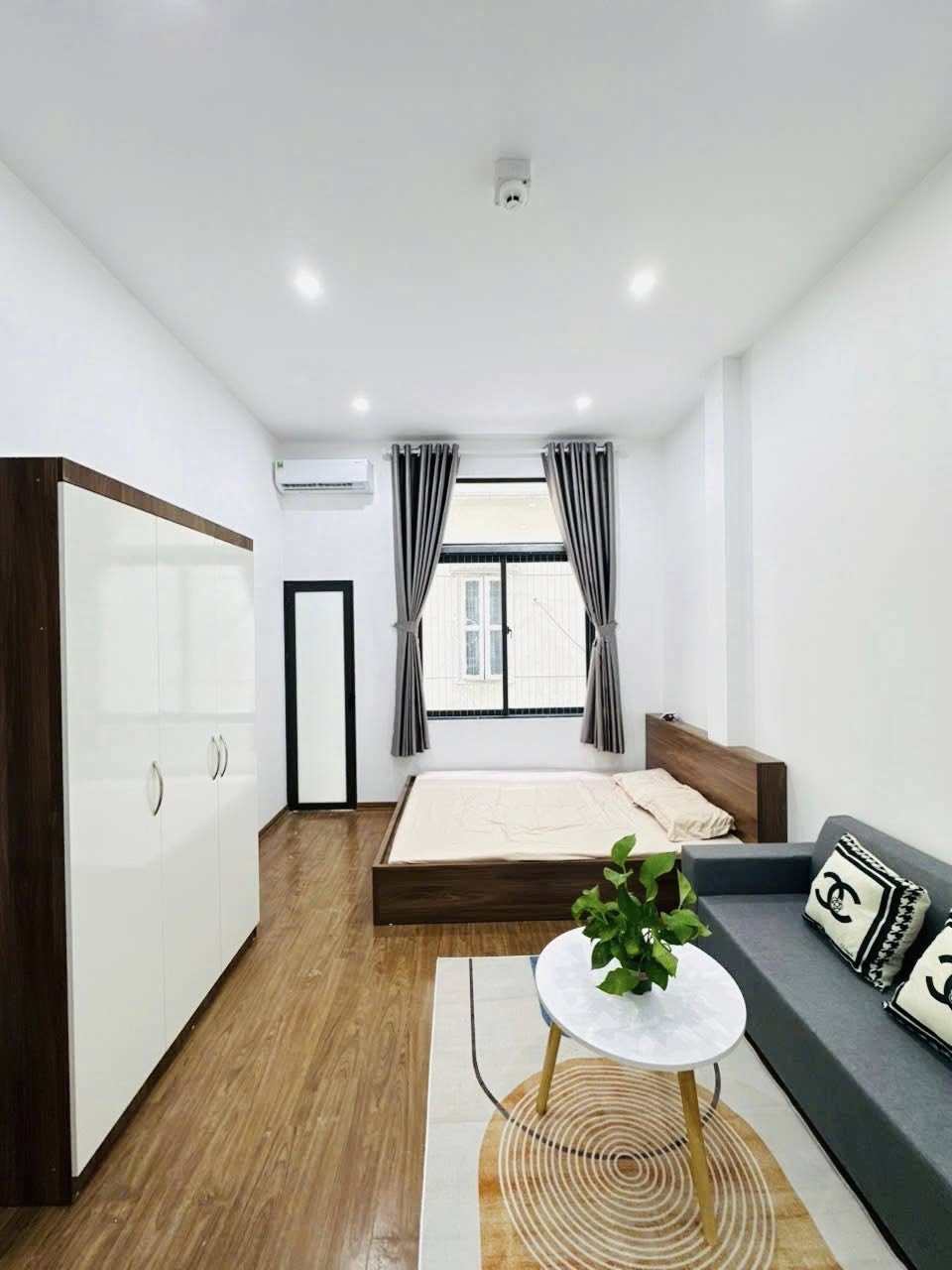 Nhà CCMN Xuân Thủy 45m² giá 12.5 tỷ - Doanh thu 40 triệu/tháng!