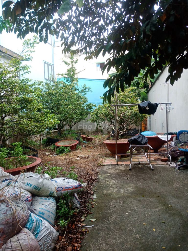 Đất nền Long Châu, Vĩnh Long 220m² giá 2.8 tỷ - Vị trí đắc địa, không gian yên tĩnh!