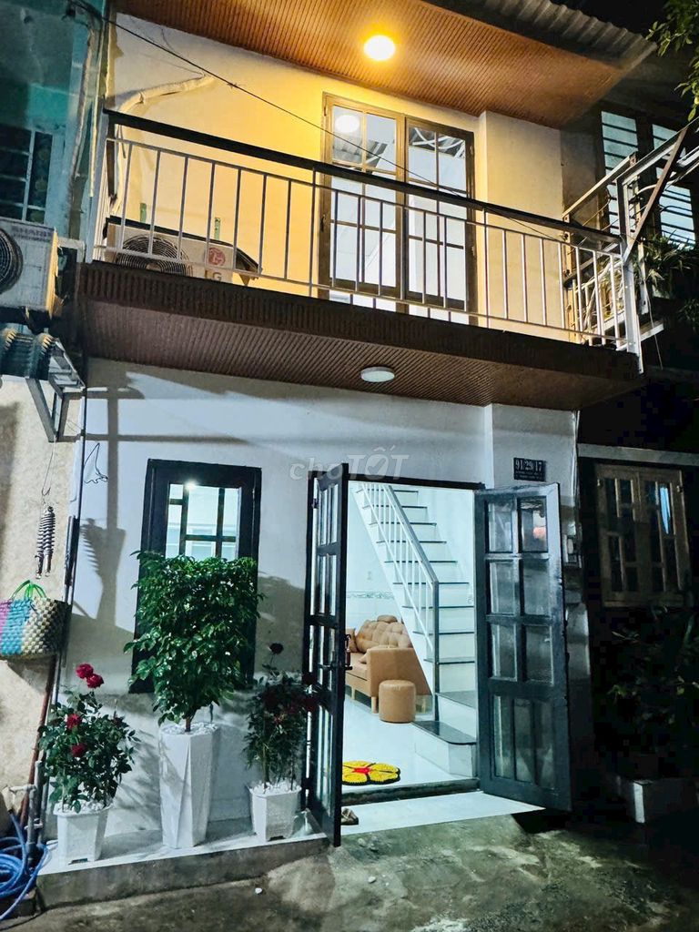 Nhà đẹp hẻm xe hơi TX23, Quận 12, 20m² giá 890 triệu - Nội thất xịn sò!