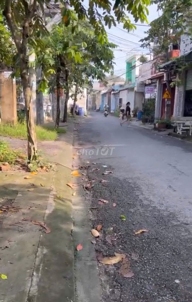 Đất sổ đỏ đường ĐT5 Đông Thạnh 2800m² giá 95 tỷ - Vị trí đẹp, giao thông thuận tiện!