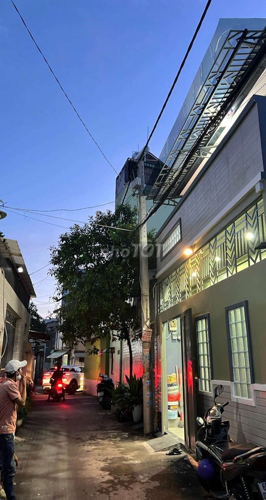 Nhà nguyên căn cho thuê đường số 4, phường Trường Thọ, Thủ Đức - Hiện đại, thoáng mát chỉ 9 triệu!