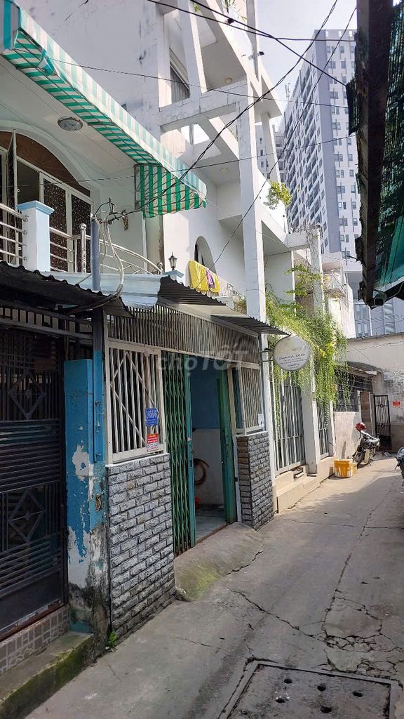 Nhà cho thuê hẽm 1056, Quận 7 - 54m², chỉ 6 triệu, tiện nghi và kinh doanh tốt!