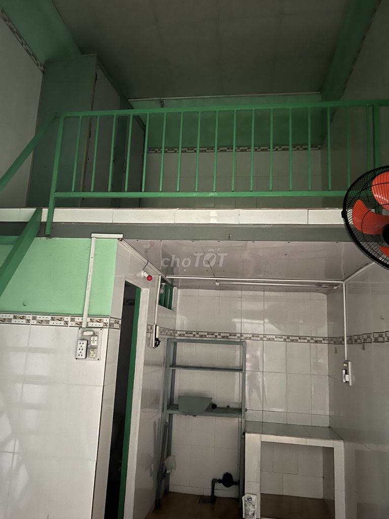 Phòng trọ cho nữ nhân viên văn phòng tại Hóc Môn 12m² - An ninh và sạch sẽ!