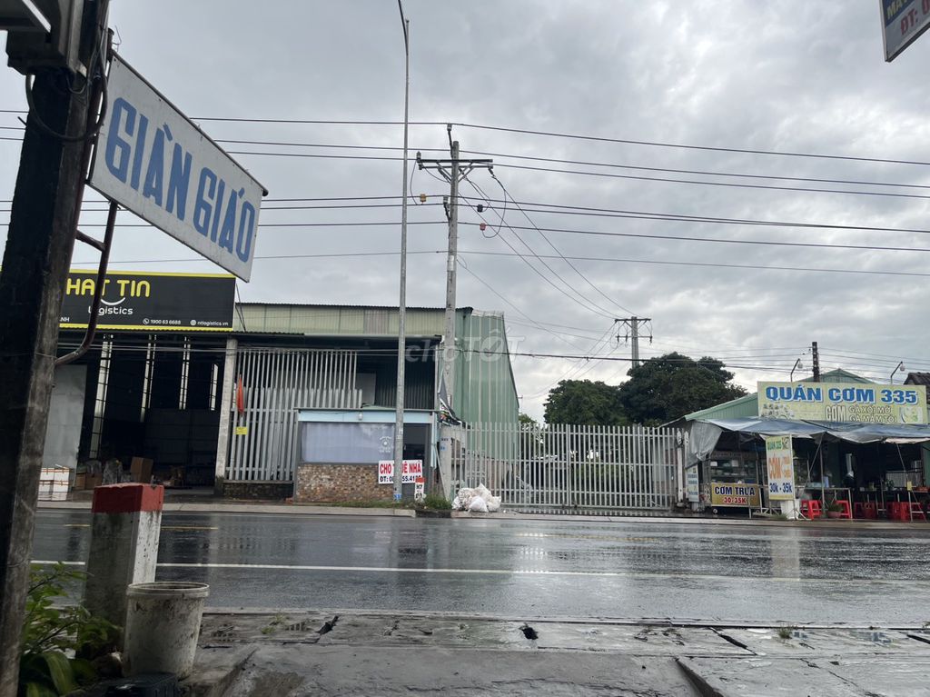 Cho thuê mặt bằng kinh doanh tại mặt tiền đường Tỉnh lộ 833, 90m² - Vị trí sầm uất, giá chỉ 4 triệu