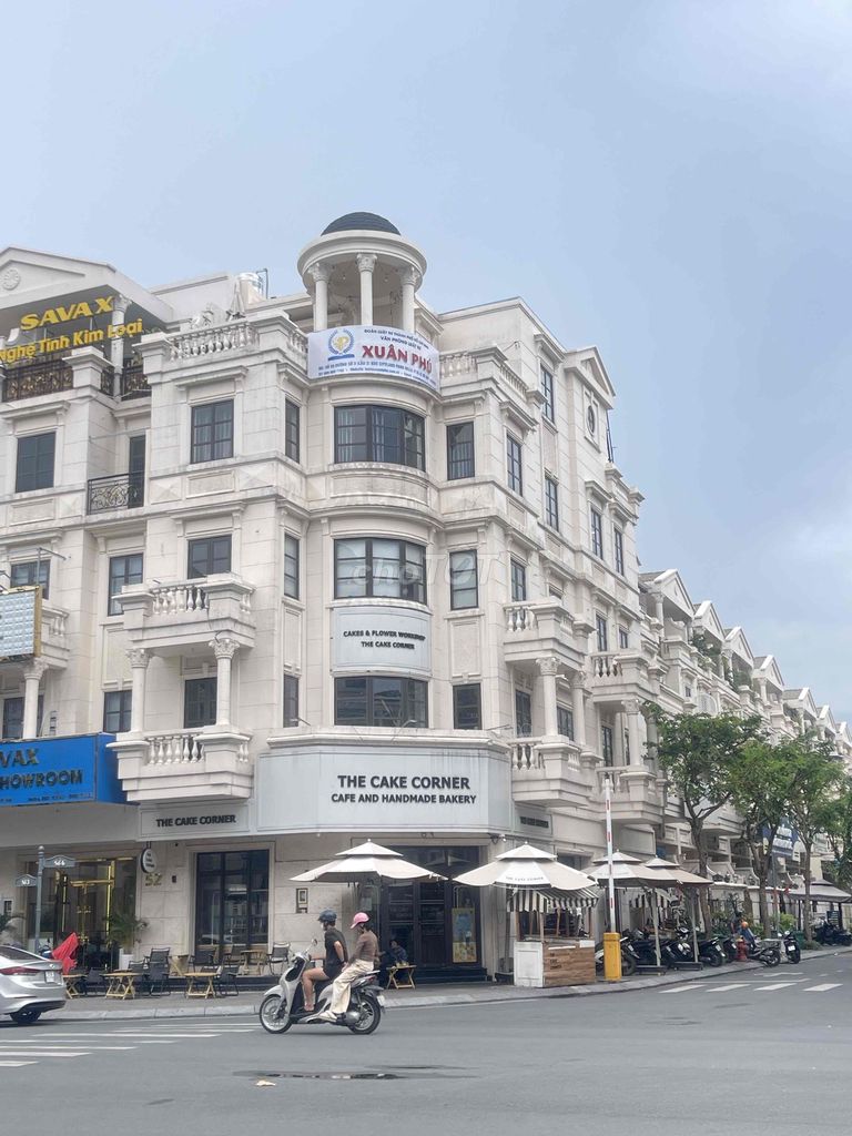 Cho thuê căn góc 2 mặt tiền Cityland Park Hill Gò Vấp 140m² giá 120 triệu - Vị trí đắc địa cho mọi ngành nghề!