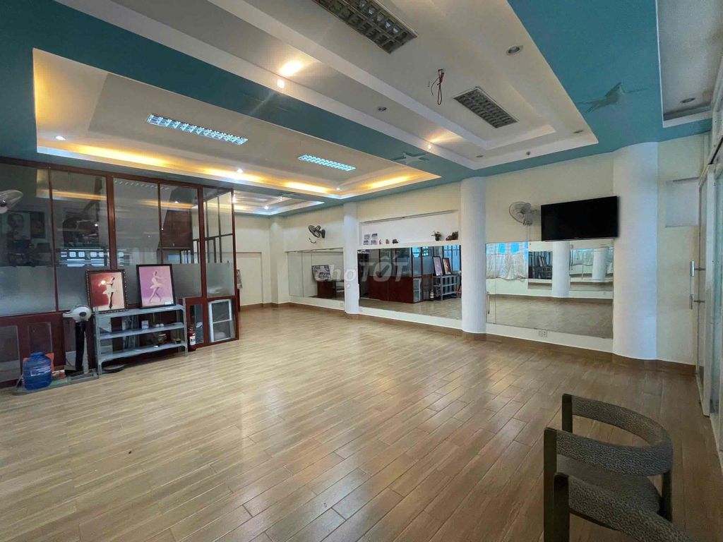 Cho thuê nhà đẹp 85m² tại Nguyễn Tri Phương, giá 12 triệu - Không gian lý tưởng cho văn phòng và lớp học!