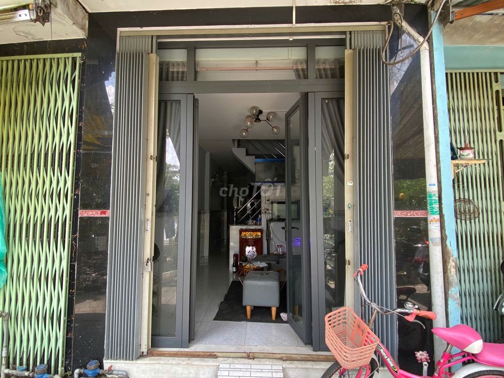 Nhà hẻm Hương Quê, Bình Hưng, Bình Chánh 30m² giá 2.299 tỷ - Phong thủy tốt, sẵn sàng ở ngay!