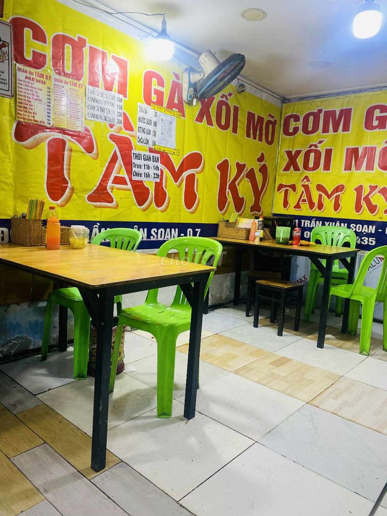 Sang quán Cơm Gà Xối Mỡ Tâm Ký TXS tại Quận 7 - Giá chỉ 80 triệu!