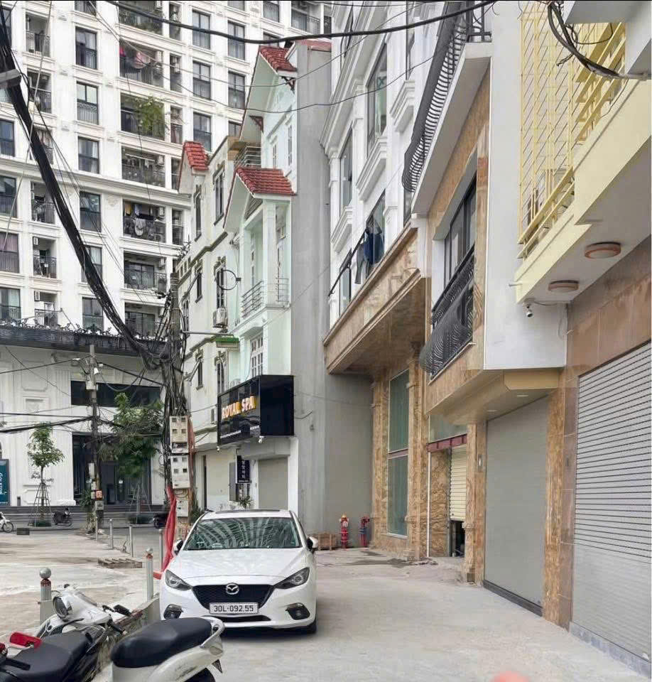 Bán nhà đẹp Đình Thôn 40m² giá 14.5 tỷ - Vị trí vàng giữa lòng Mỹ Đình!