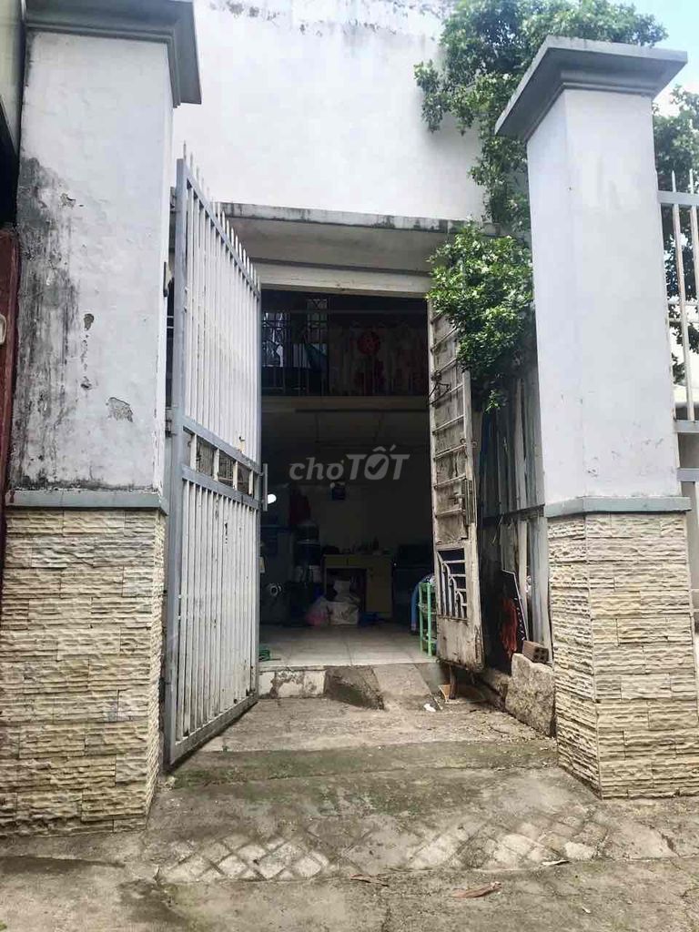 Nhà cho thuê nguyên căn đường Linh Trung, Thủ Đức 15m² giá 3 triệu - Gần ĐH Nông Lâm, khu an ninh yên tĩnh!