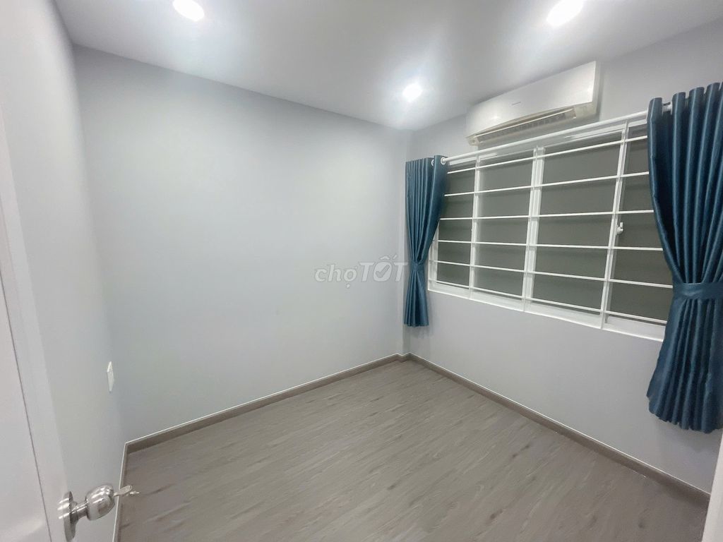 Chung cư Độc Lập lô A, Tân Quý, Tân Phú 45m² giá 1.95 tỷ - Nhà mới đẹp, vào ở ngay!