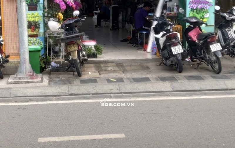 Bán nhà mặt tiền 297 Hoàng Văn Thụ, Tân Bình 118m² - Đầu tư sinh lời ngay!