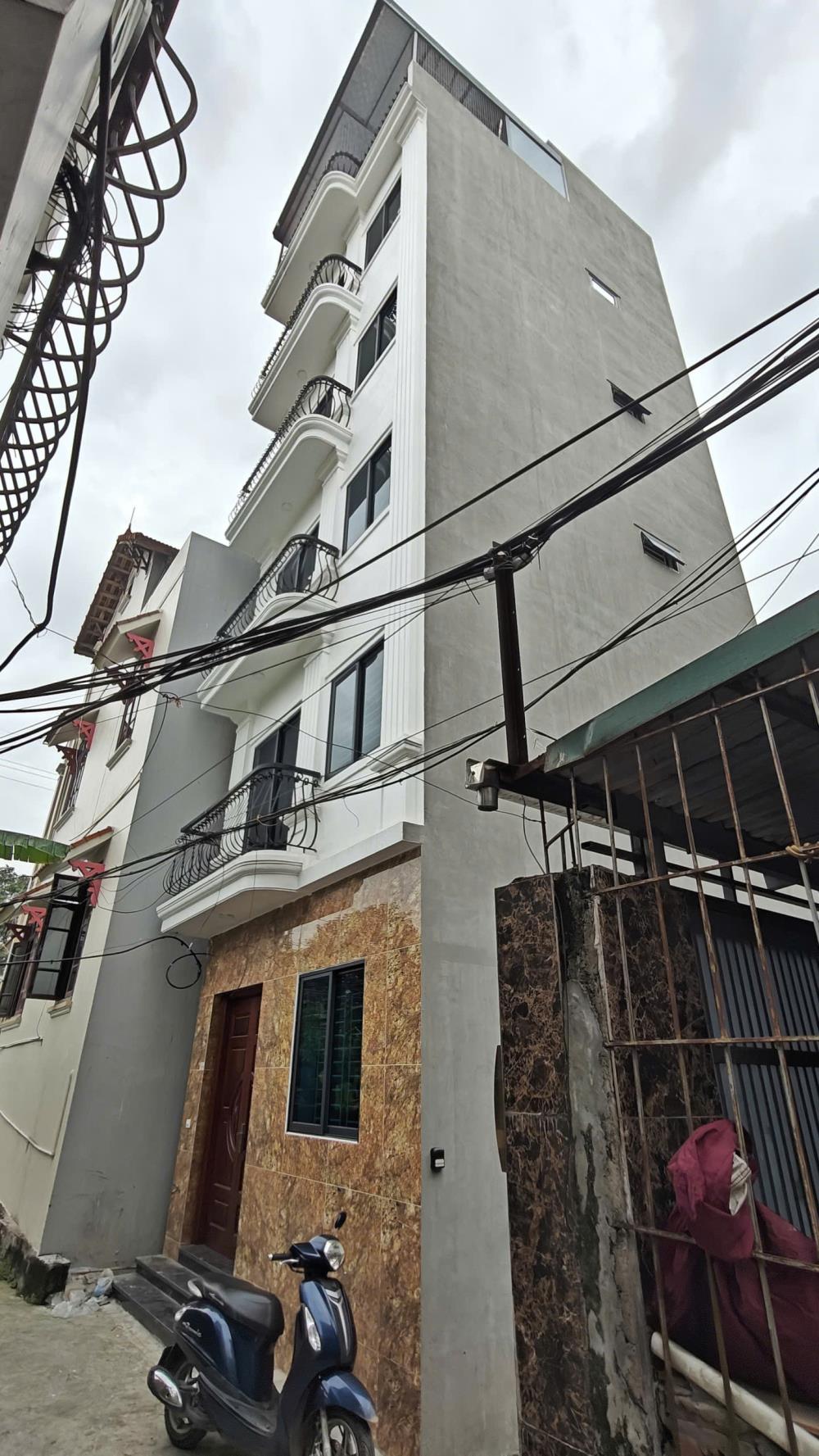 Nhà lô góc 36m² tại Bắc Từ Liêm - Ô tô đỗ cửa, giá chỉ 7 tỷ!