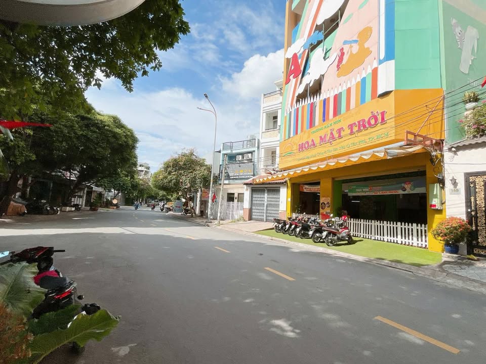 Bán nhà mặt tiền đường Diệp Minh Châu, Tân Phú, 68m², giá 10.5 tỷ - Kinh doanh sầm uất!