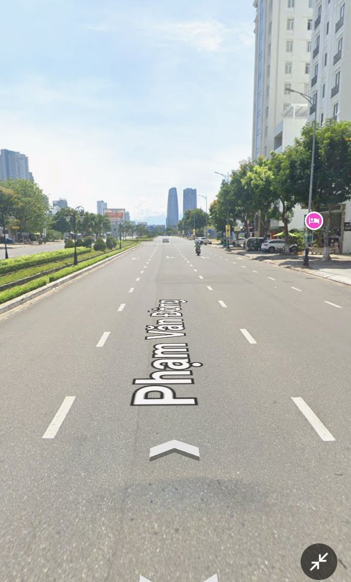 Cho thuê nguyên căn mặt phố Phạm Văn Đồng Đà Nẵng 125m² giá 60 triệu - Thang máy hiện đại!