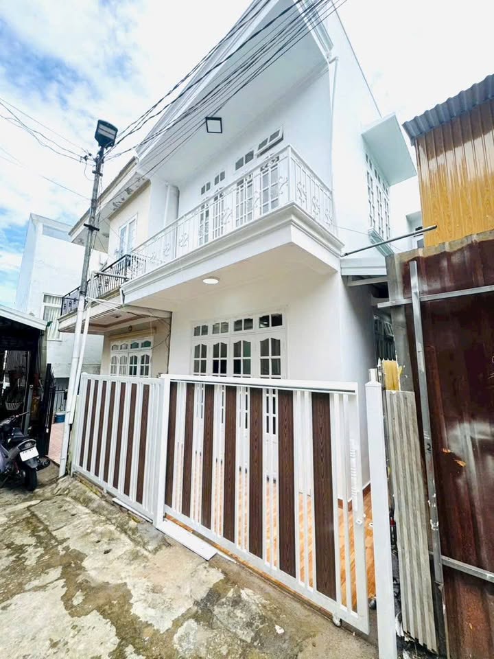 Nhà đẹp tại Phường 9, Đà Lạt 60m² giá 2.05 tỷ - Sổ đỏ chính chủ!
