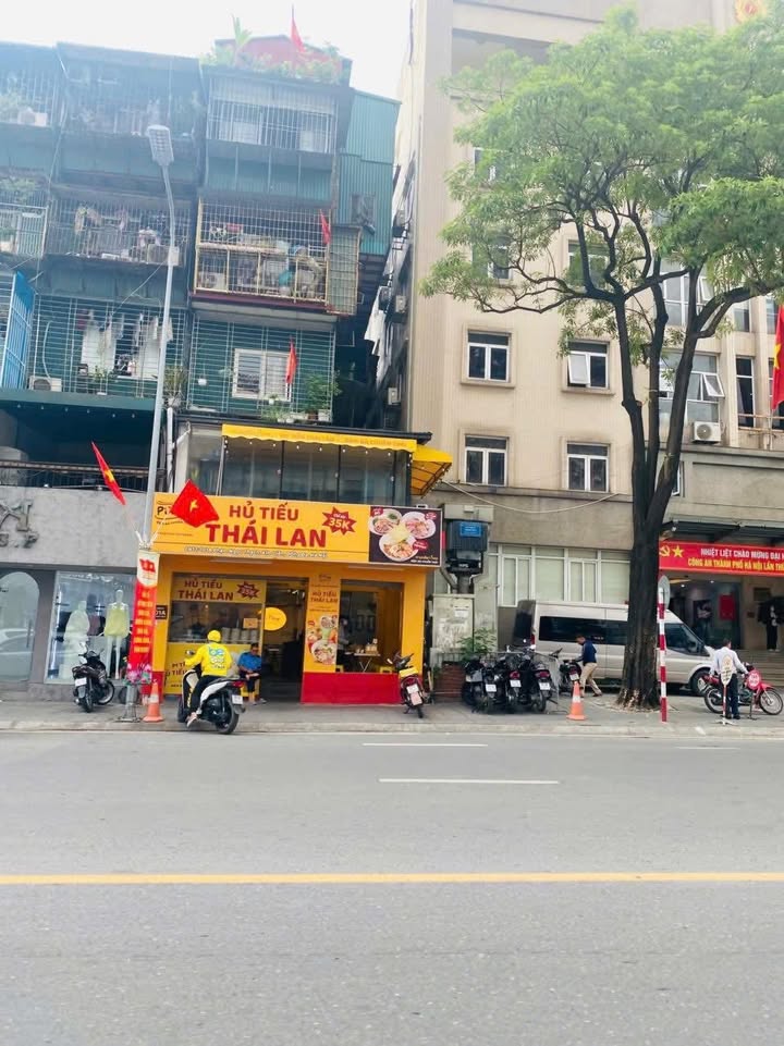 Mặt bằng kinh doanh Phạm Ngọc Thạch 120m² - Kinh doanh mọi mô hình!