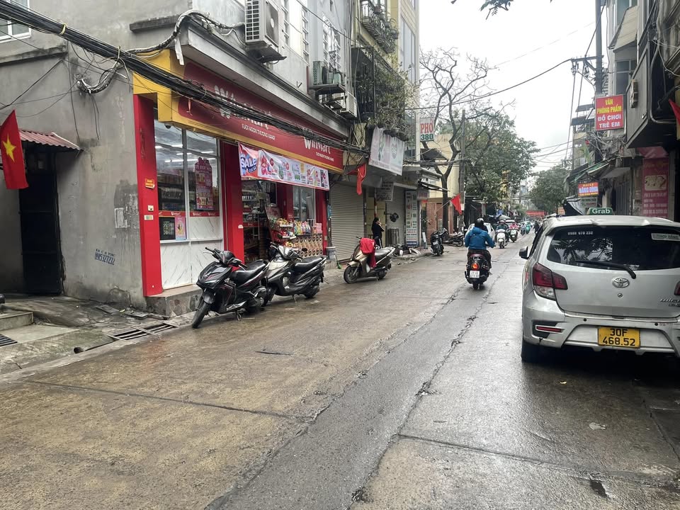 Nhà mặt phố Bạch Đằng, Hoàn Kiếm 23m² giá 8.5 tỷ - Kinh doanh sầm uất!